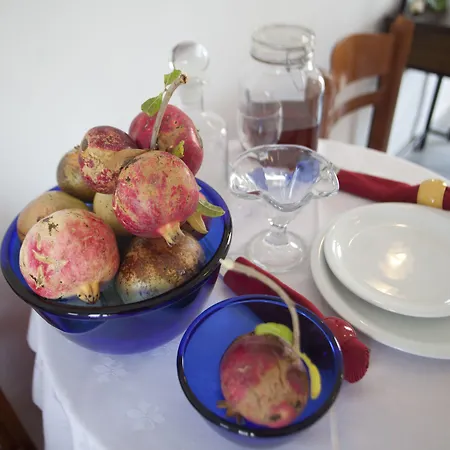 Something Else Apart Otel 2*