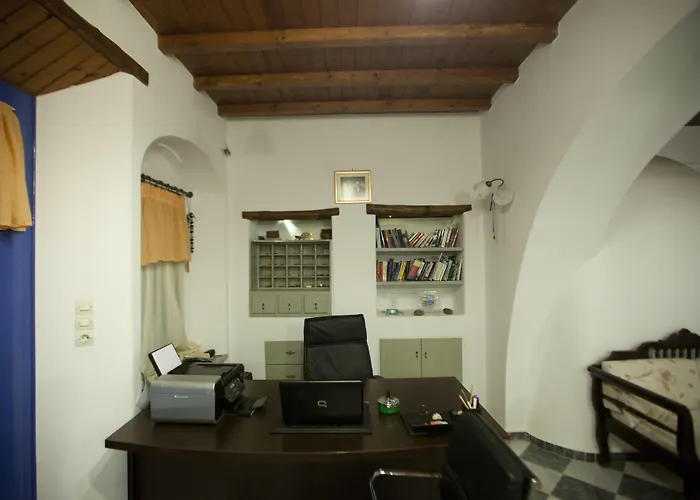 Something Else Aparthotel