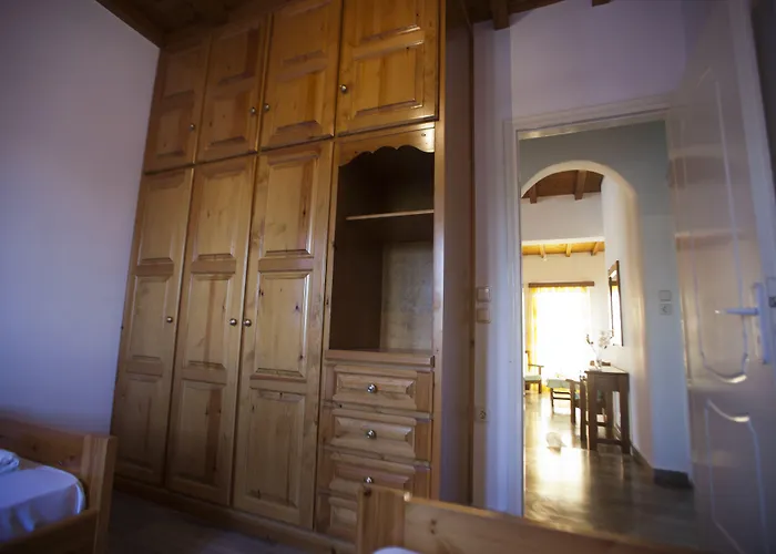 Something Else Agia Anna (Naxos)